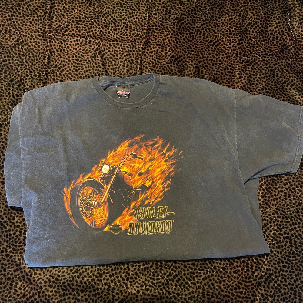 Distressed Harley-Davidson Black Tee with Fiery Motorcycle Design